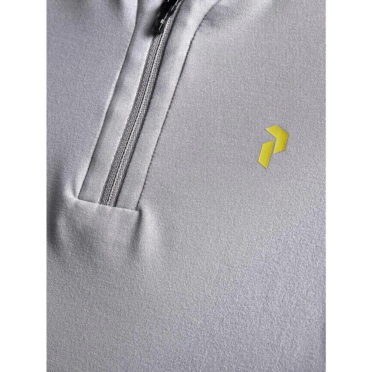 Peak Performance Women's Turf Short Sleeve Polo 4 Peak Performance Women's Turf Short Sleeve Polo - Image 4